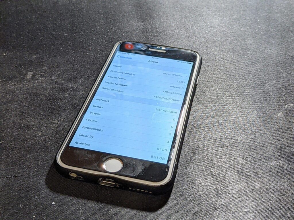 Photo of Apple iPhone 6 phone on General and OS version screen
