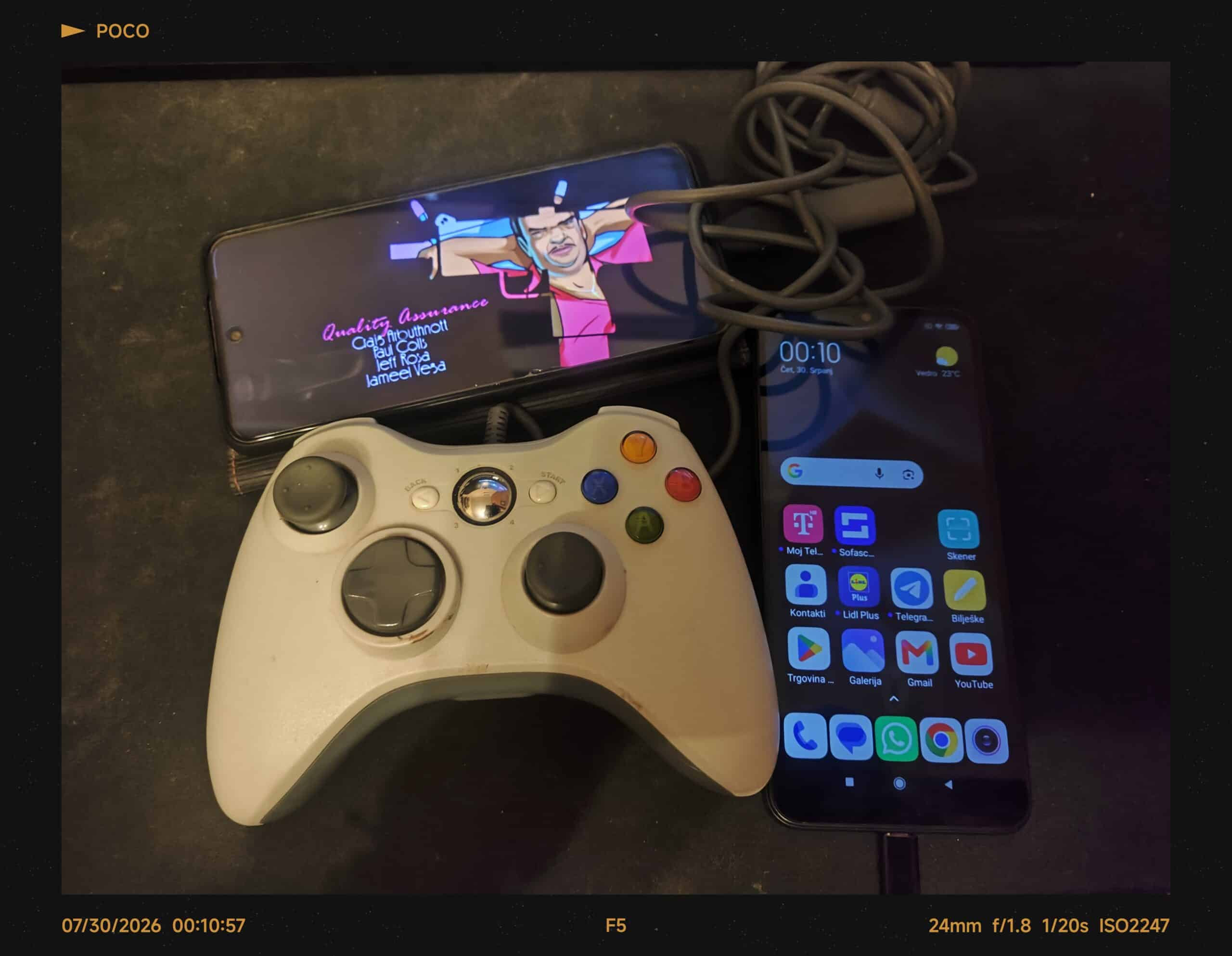 Xiaomi Redmi Note 9 Pro with no-name Gamepad in PPPSP playing GTA Vice City Stories and Xiaomi Redmi 9A on home screen